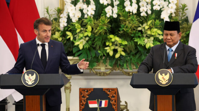 γαλλία-και-ινδονησία-ζητούν-πρόοδο-563636125
