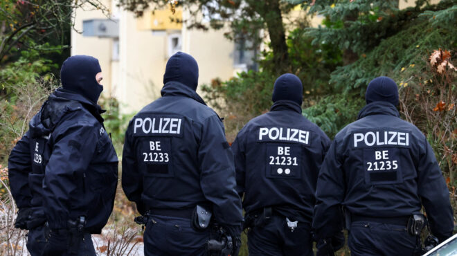 γερμανία-εφοδοι-και-συλλήψεις-εφήβων-563623981