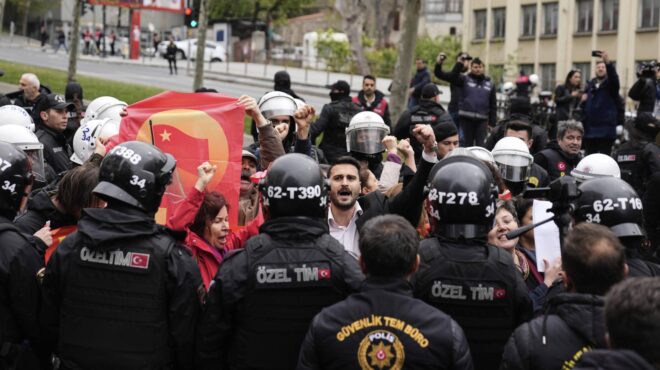 τουρκία-πάνω-από-400-συλλήψεις-στις-κινη-563589589