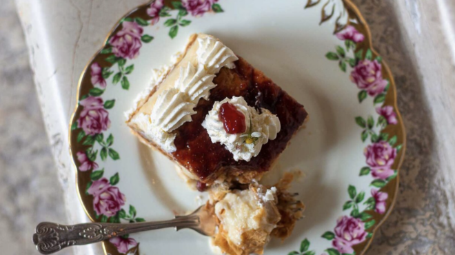 μιλφέιγ-κερκυραϊκό-με-μαρμελάδα-αγρι-563634403