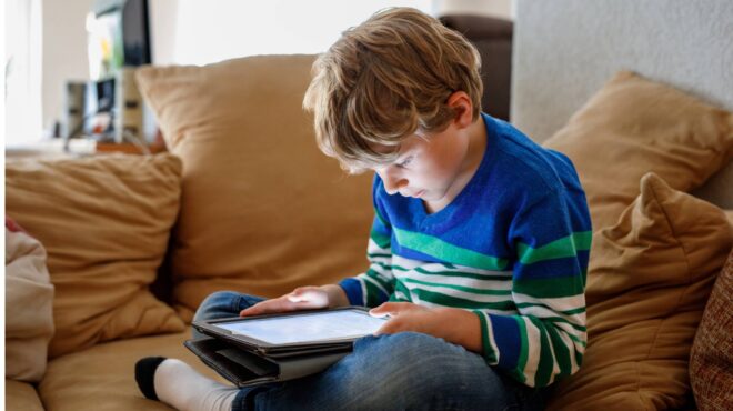 γαλλία-επιστήμονες-ζητούν-τα-παιδιά-κ-563589658