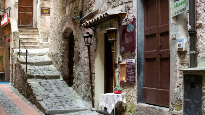 ρώμη-δικαστική-ανατροπή-για-τα-καταλύ-563634838