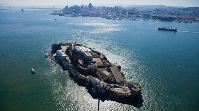 τραμπ-διέταξε-να-ανοίξει-ξανά-η-διαβόη-563594689