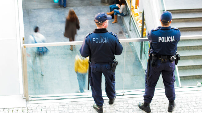 πορτογαλία-κύκλωμα-παρείχε-έγγραφα-σ-563602132