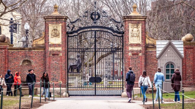 ποιοι-και-πόσοι-είναι-οι-ξένοι-φοιτητέ-563636560