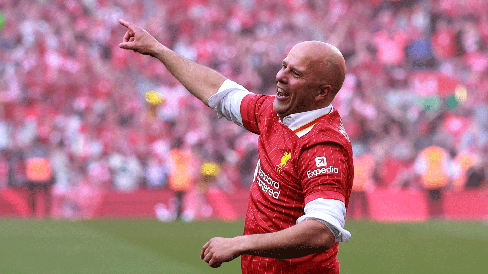 λίβερπουλ-ο-σλοτ-βγαίνει-στο-καλοκαιρ-563609794