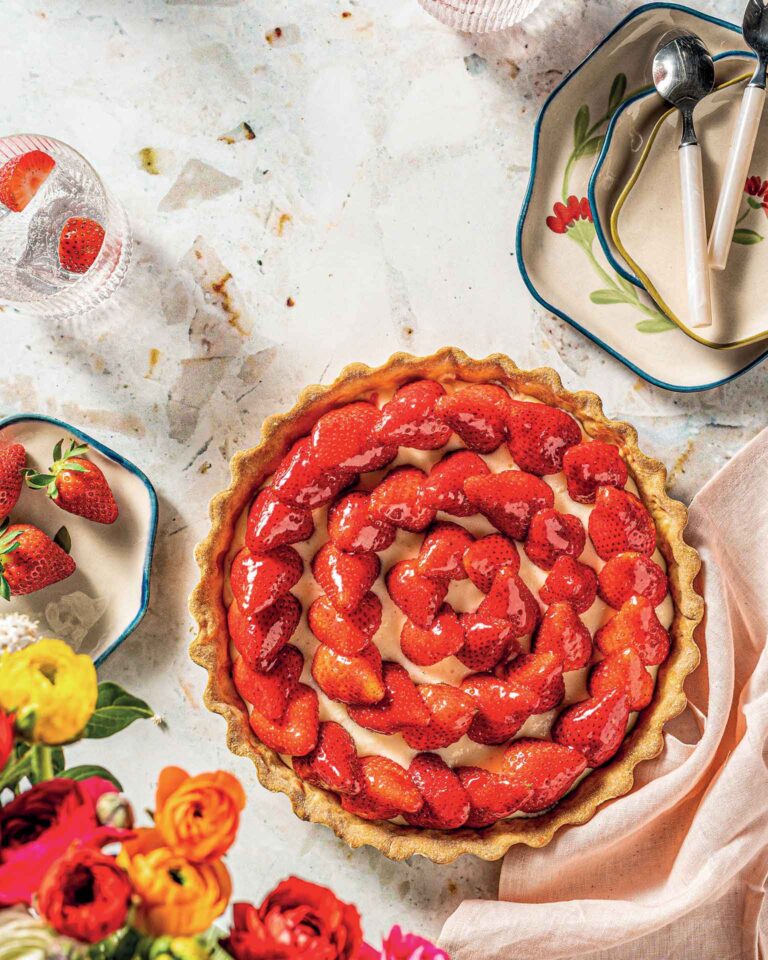 τάρτα-με-φράουλες-και-κρέμα-κλασική-κα-563596834
