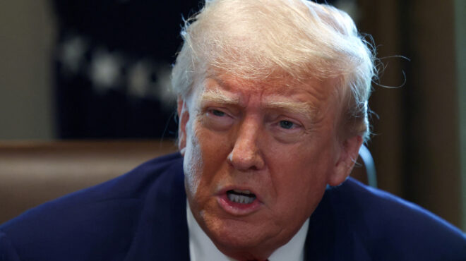 ηπα-ο-τραμπ-παγώνει-την-επιδότηση-δη-563590681