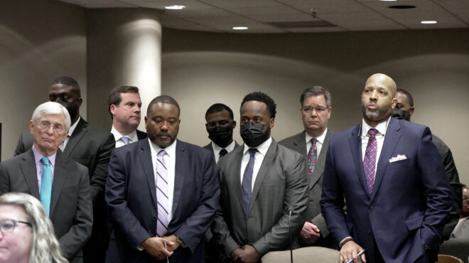 ηπα-αθώοι-οι-τρεις-αστυνομικοί-που-κ-563601031