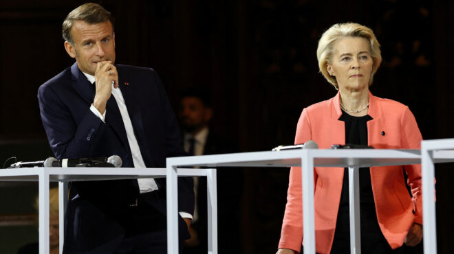 φον-ντερ-λάιεν-μακρόν-σχέδιο-μισού-δ-563595196