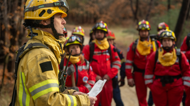 οι-εθελοντές-στη-μάχη-για-προστασία-τω-563680759