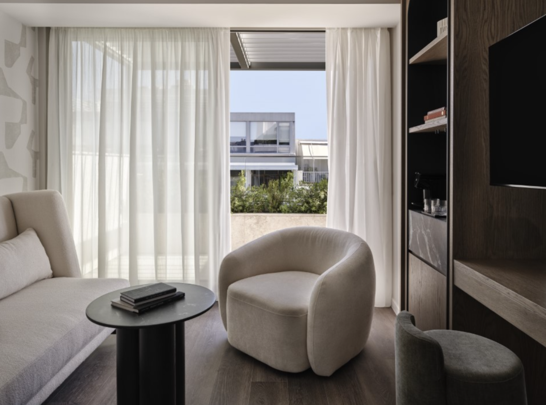 Ζήσε στον ρυθμό της Αθήνας στην καρδιά της Ερμού-3