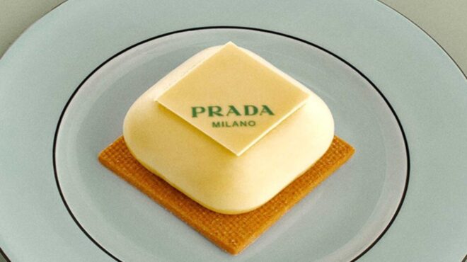 αυτό-το-γλυκό-είναι-prada-η-γαστρονομία-μπλ-563664976