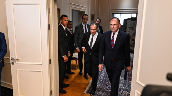 φάνηκαν-οι-αποστάσεις-με-το-κάιρο-για-τ-563650087