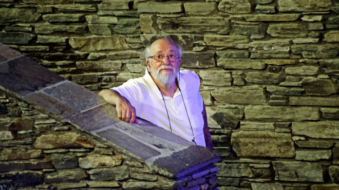 μουσικές-εκθέσεις-και-κινηματογράφο-563682904