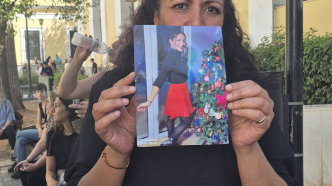 πόσο-αγαπάει-ο-κόσμος-το-παιδί-μου-μόν-563649067