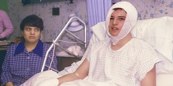 Μοναδικοί επιζώντες – Οταν η τύχη χαμογέλασε μέσα στα συντρίμμια-4