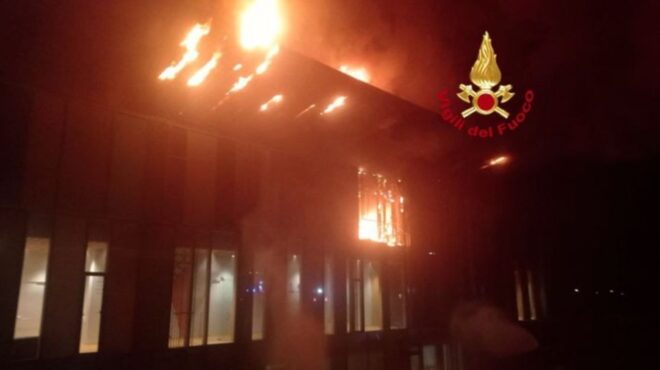 ιταλία-φωτιά-στο-προπονητικό-κέντρο-τ-563644183