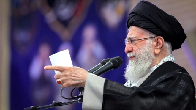 αγιατολάχ-χαμενεΐ-προς-ηπα-ποιοι-είσ-563648614