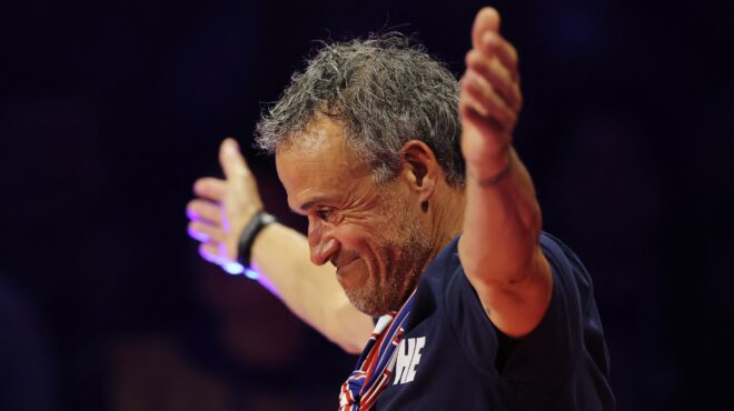 η-ενδέκατη-συμφωνία-του-λουίς-ενρίκε-563644825