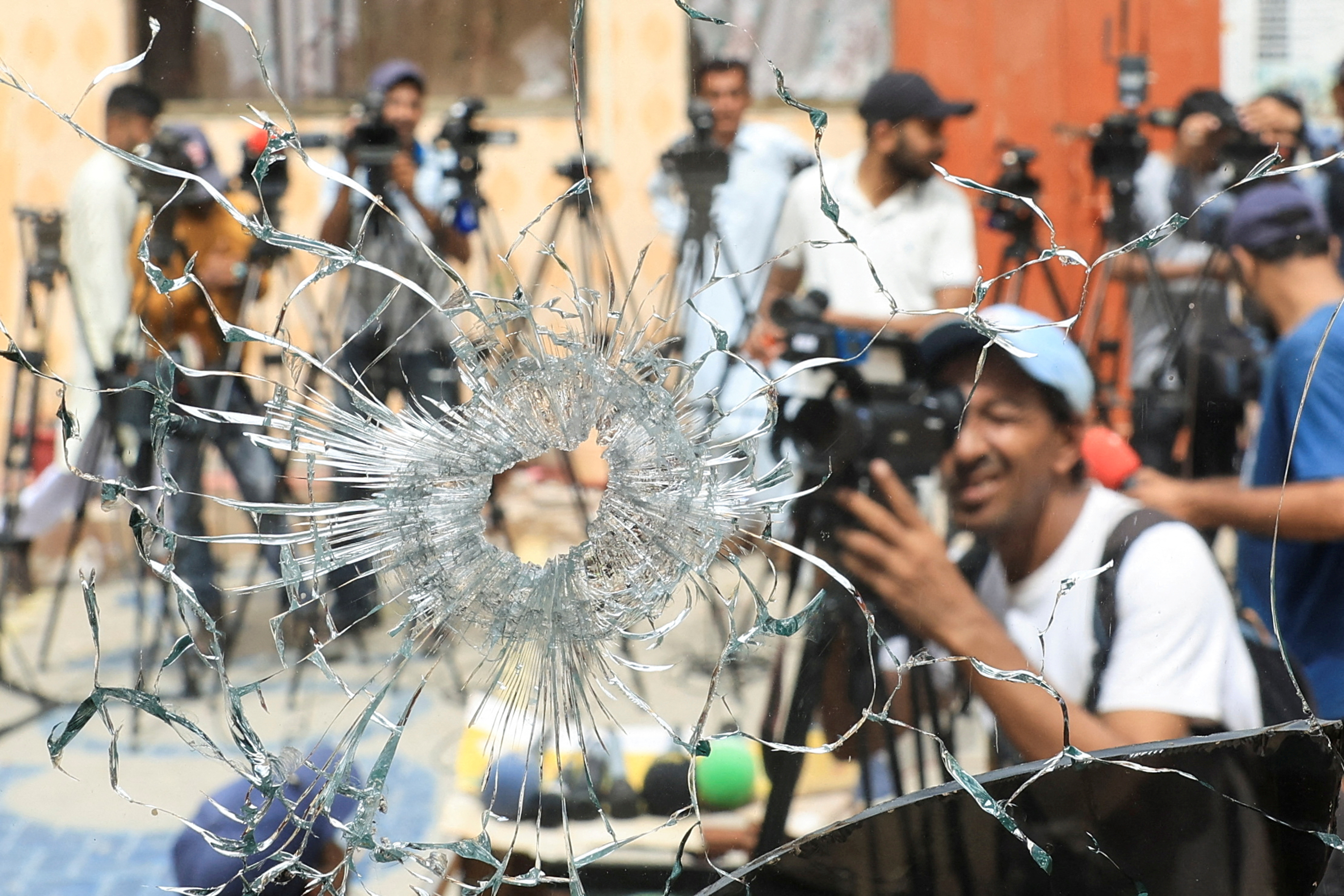 Πακιστάν: Μαζική απόδραση από φυλακή με «συνεργό» τον σεισμό-1