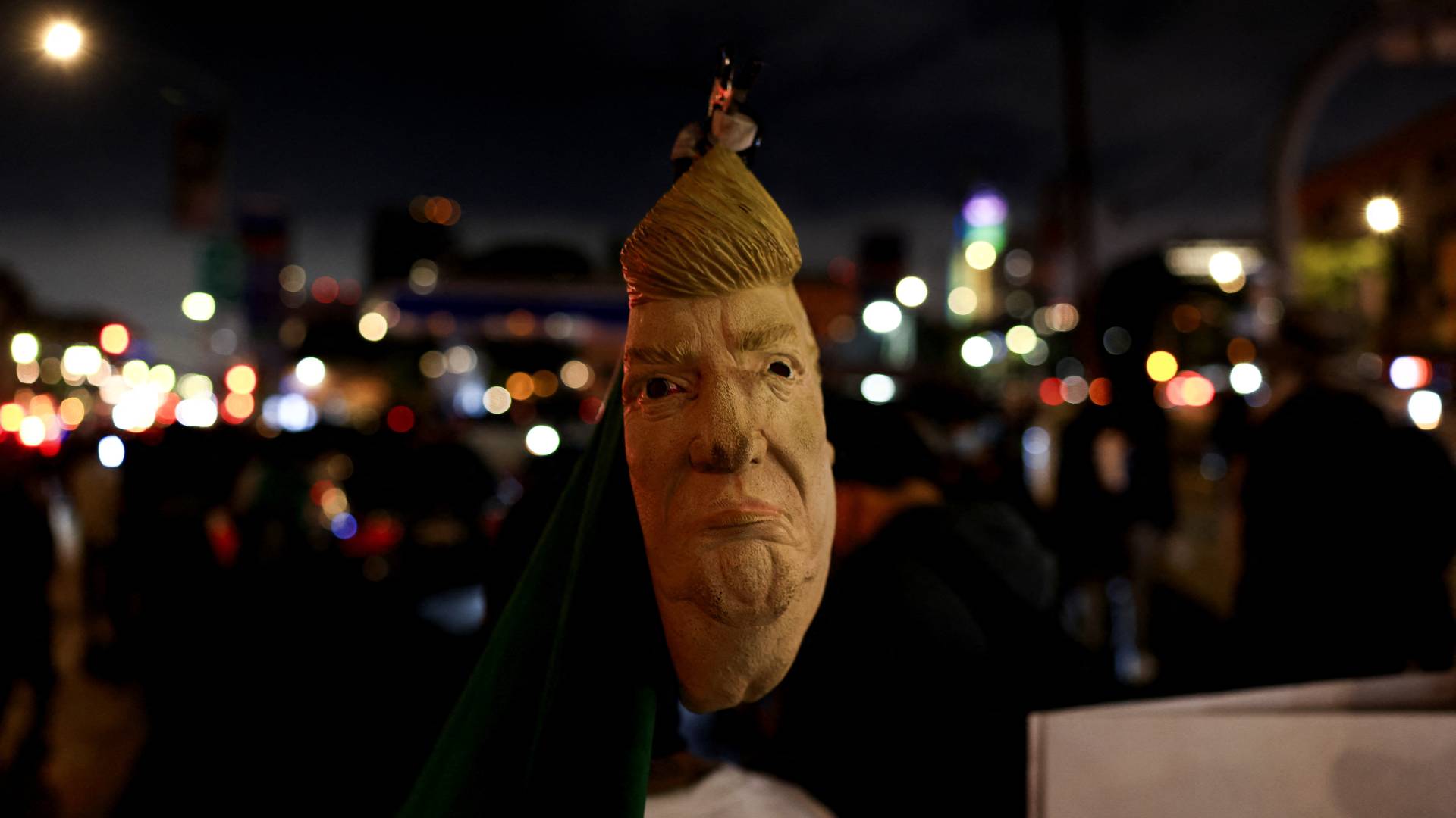 Λος Αντζελες: Τρίτη ημέρα διαδηλώσεων κατά των συλλήψεων μεταναστών-2