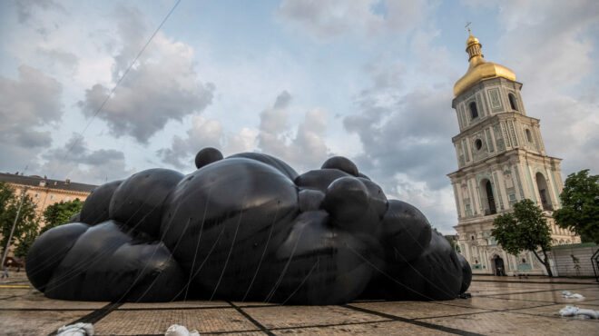 ουκρανία-ζημιές-στον-καθεδρικό-ναό-τη-563656264