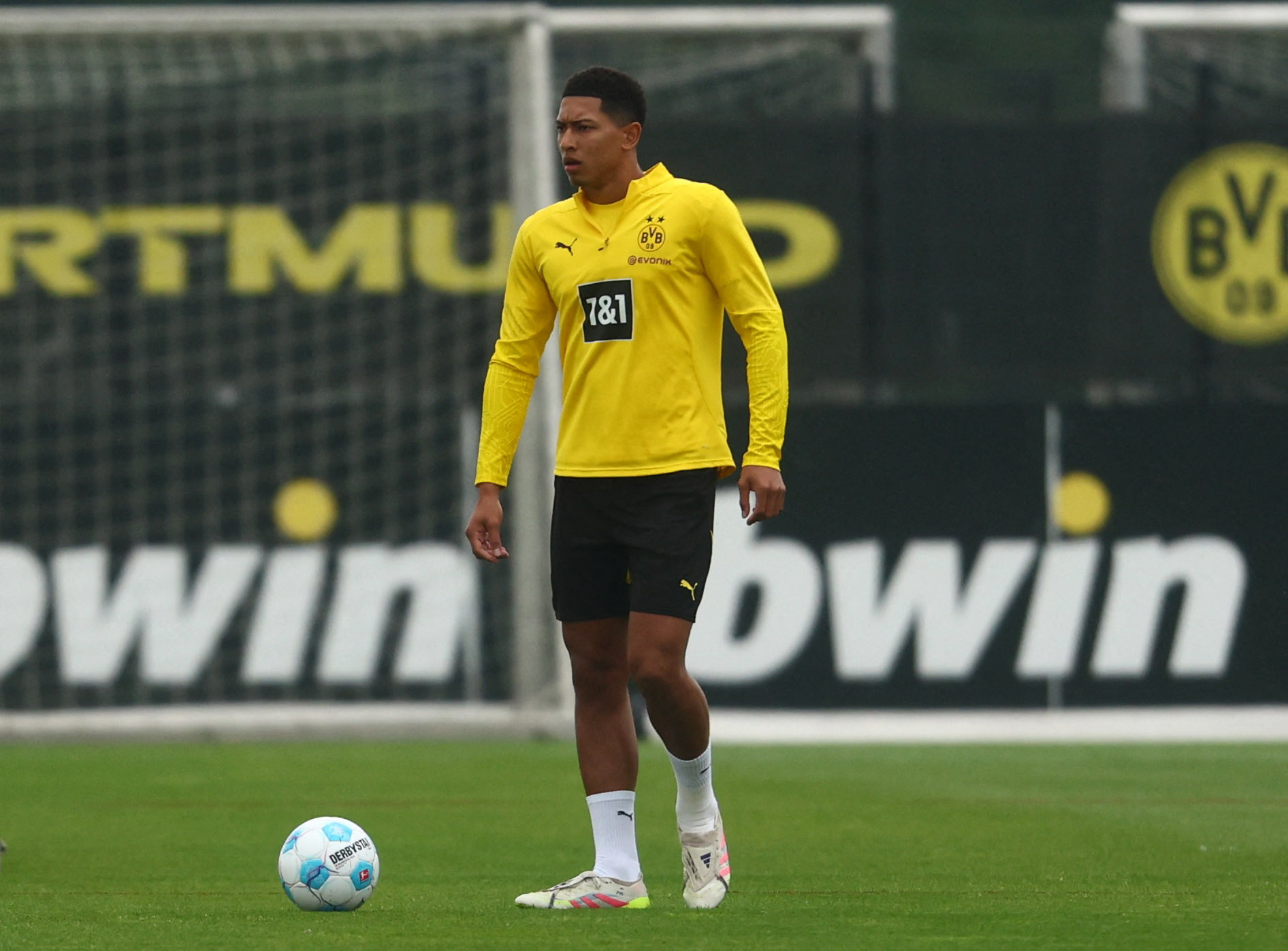 Ο Τζομπ Μπέλινγκχαμ έχει αγκαλιάσει τη σκιά του μεγάλου αδελφού-2