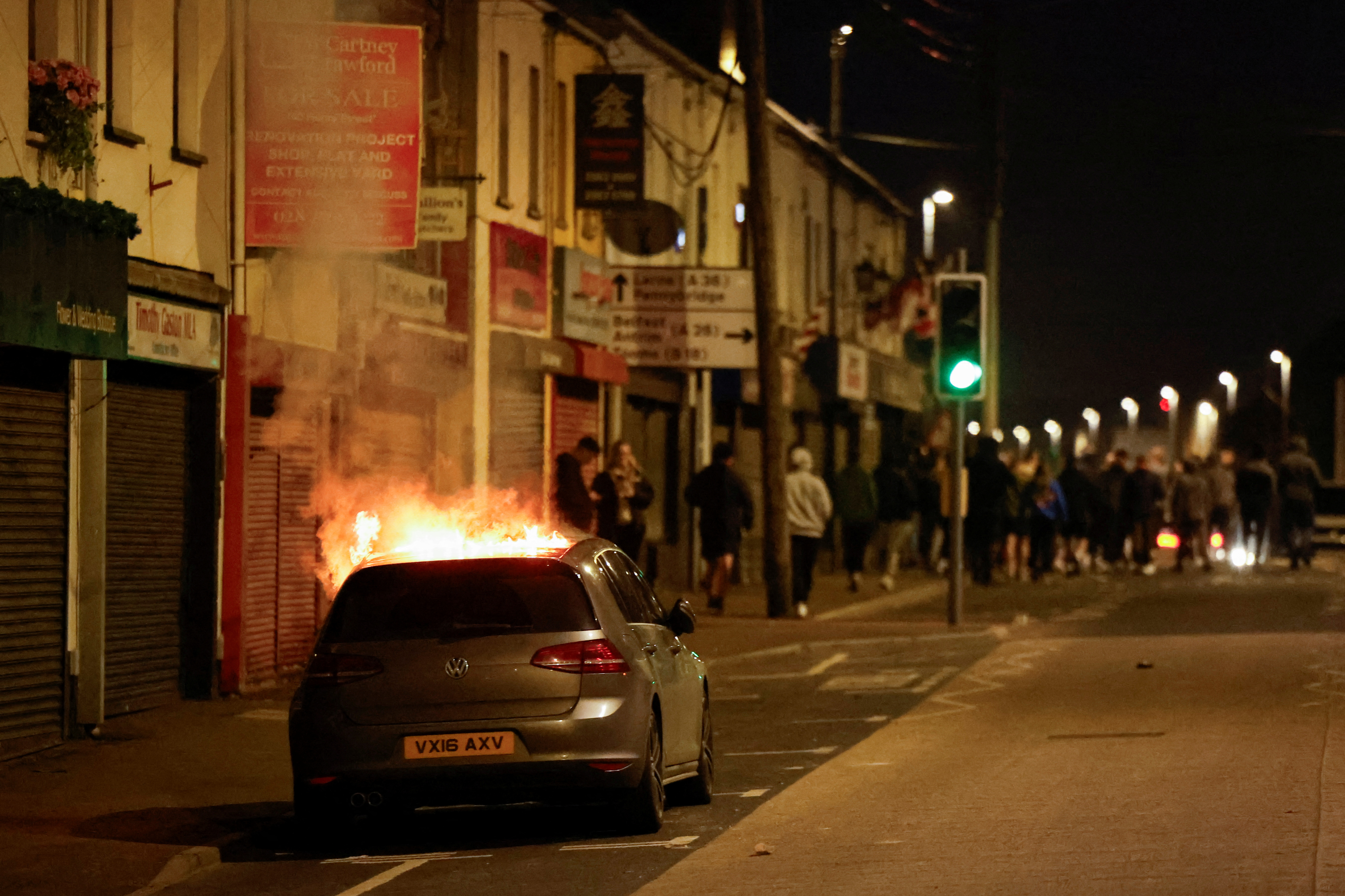 Επεισόδια στη Βόρεια Ιρλανδία και επιθέσεις κατά μεταναστών – «Βιαιοπραγίες ρατσιστικού χαρακτήρα»-4