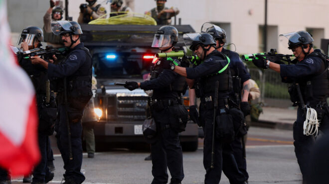 στα-πρόθυρα-ιστορικής-εσωτερικής-στρ-563659705