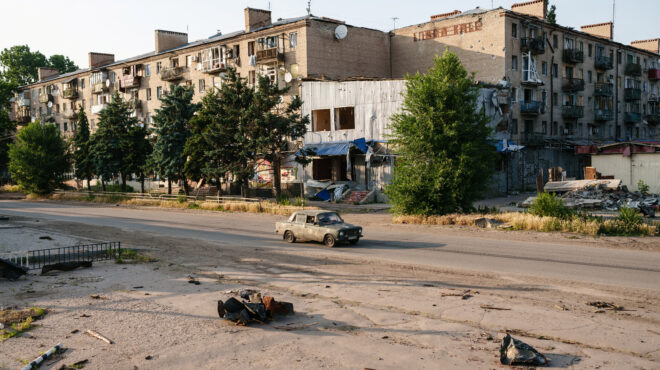 η-ουκρανία-παρέλαβε-1-200-σορούς-στρατιωτ-563660908