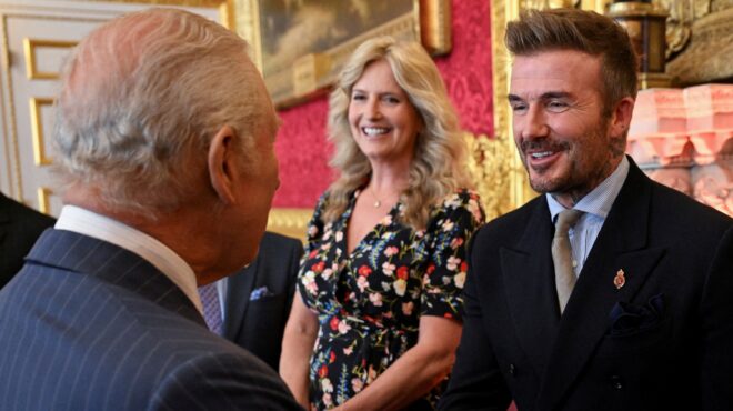 ντέιβιντ-μπέκαμ-χρίστηκε-ιππότης-από-563663446