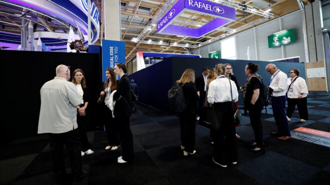 γαλλία-εκλεισε-τέσσερα-ισραηλινά-περ-563664718