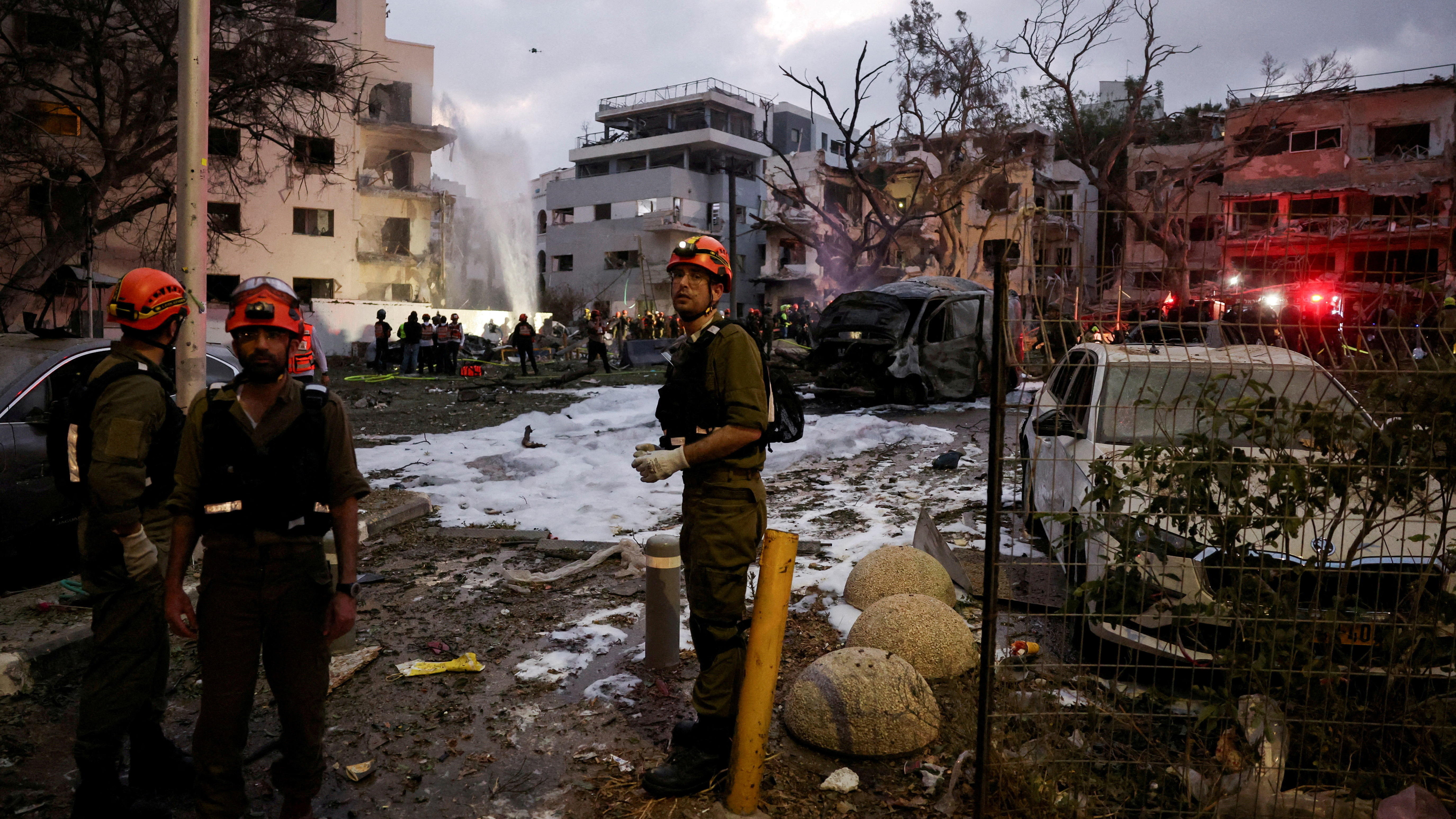 Σε «σπιράλ» επιθέσεων Ισραήλ και Ιράν-1