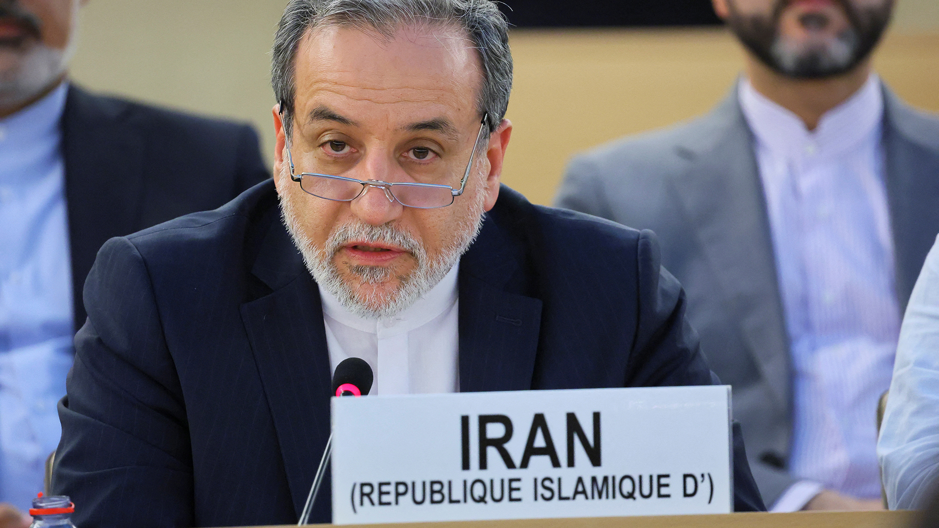 Πόλεμος Ισραήλ – Ιράν: Nέες επιθέσεις, κόκκινες γραμμές από Τεχεράνη για διαπραγματεύσεις-1