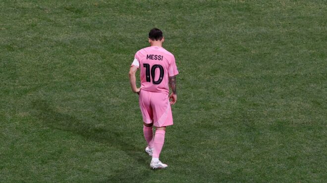 η-σκληρή-πραγματικότητα-του-λιονέλ-μέ-563689741