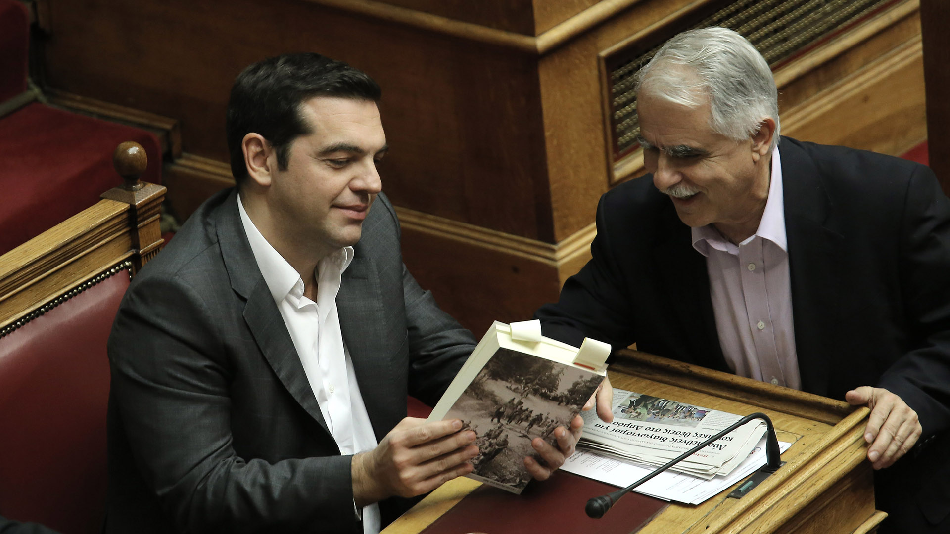 Η άνοδος, η άκρη του γκρεμού και ένας χρησμός-6