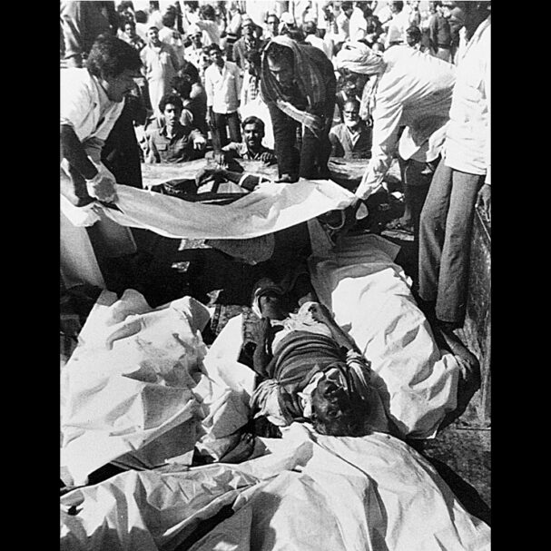 μποπάλ-το-χρονικό-ενός-τοξικού-εφιάλτ-563663683