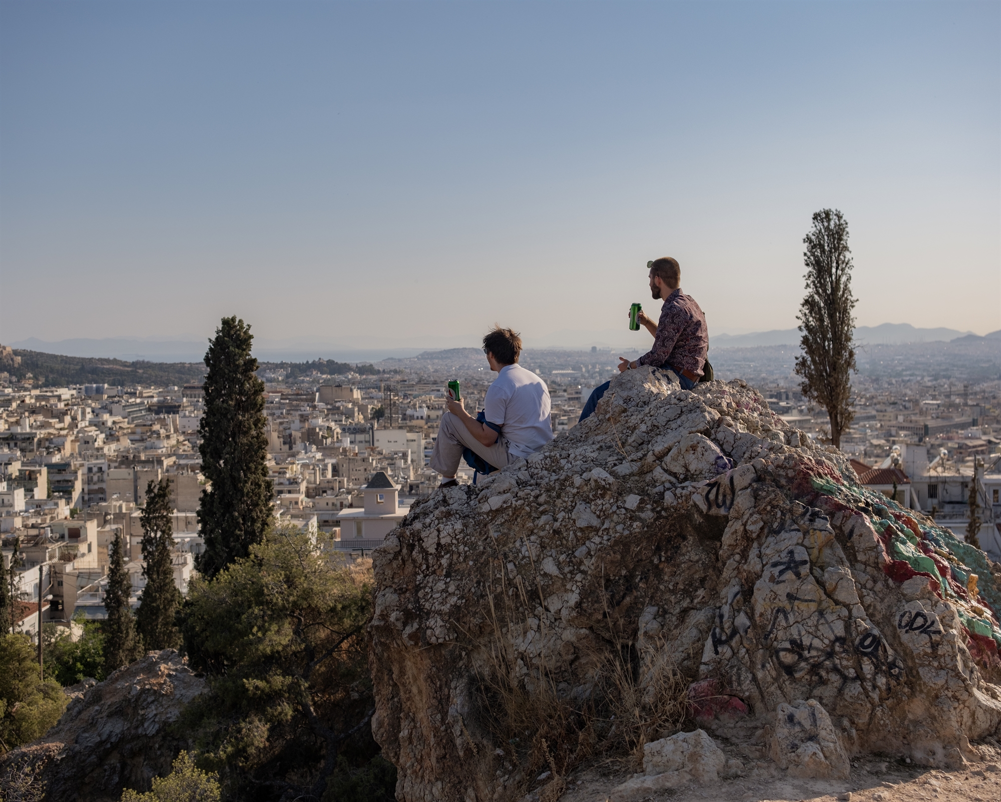 Εξάρχεια: Από τα μπάχαλα στα μπαρ-2