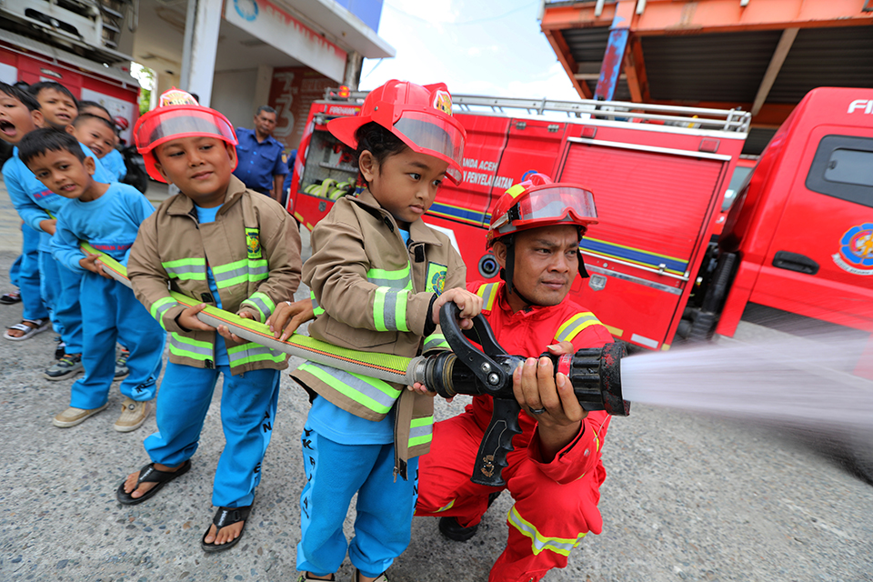 Φυτεύοντας δάση στην νήσο Γυάρο-2