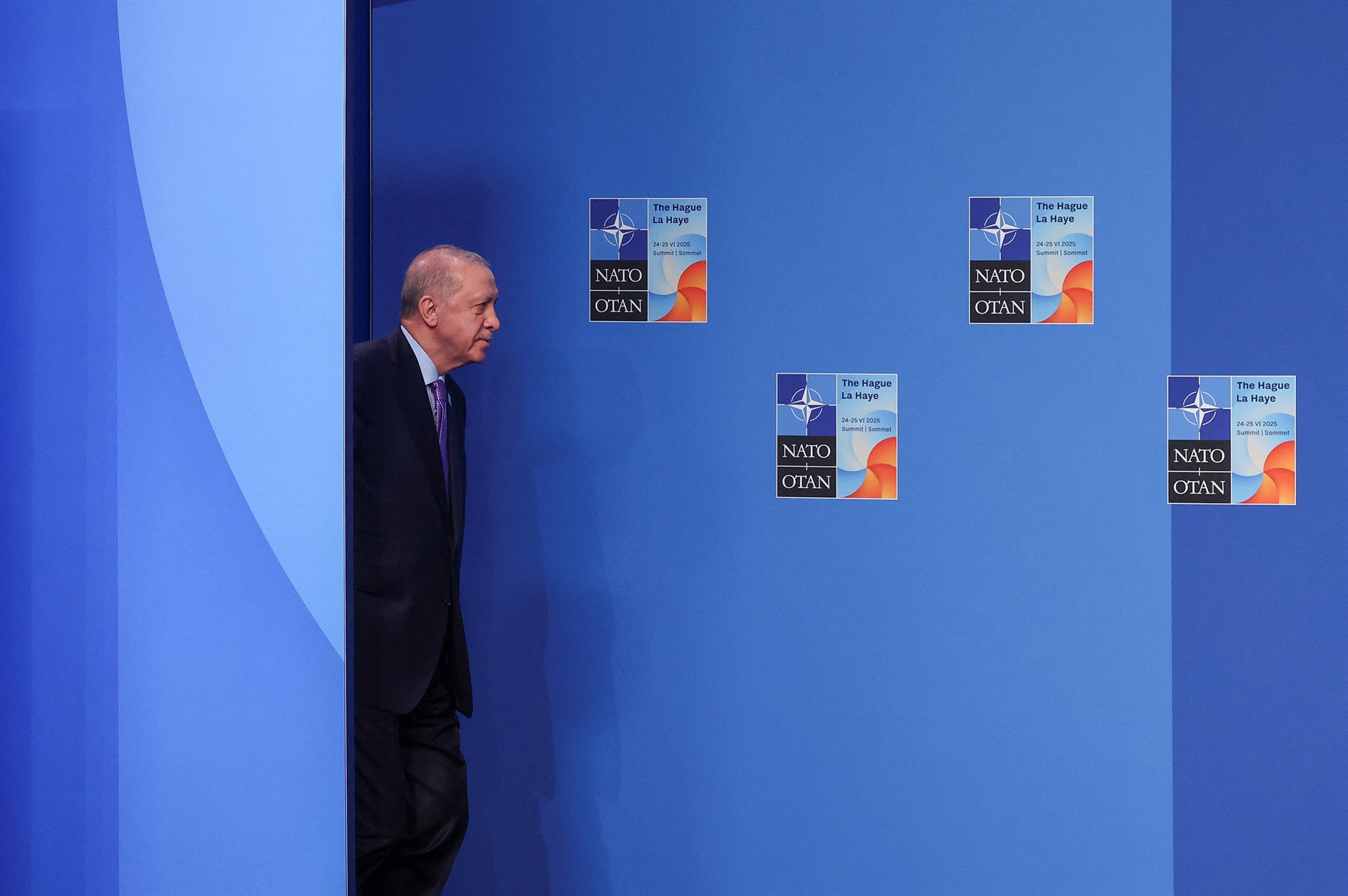 ο-χαρτοπόλεμος-σε-αιγαίο-και-μεσόγειο-563687047