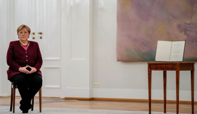 κάι-αρτσχάιμερ-στην-κ-τι-άφησαν-16-χρό-563674474