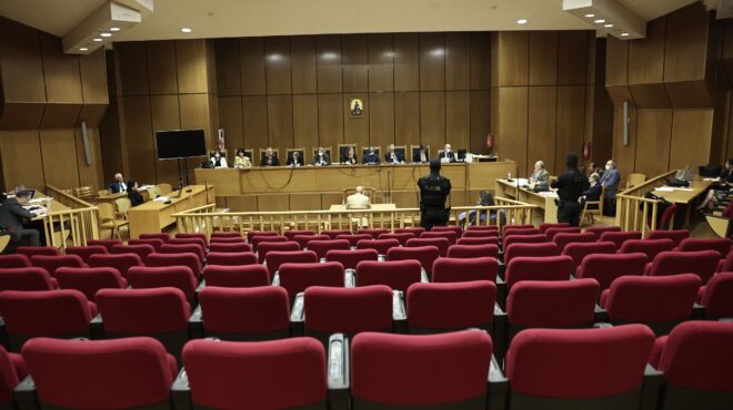 ενωση-δικαστών-και-εισαγγελέων-ζητεί-563676931