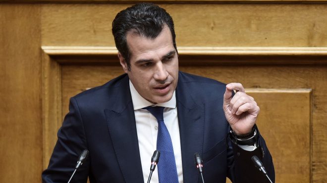 ο-θάνος-πλεύρης-νέος-υπουργός-μετανάσ-563688130