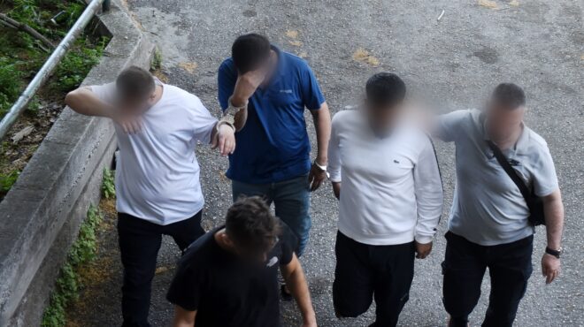 εφοδοι-σε-σπίτια-τούρκων-στη-βόρεια-ελ-563651221