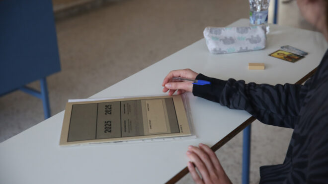 πανελλήνιες-επαλ-τα-θέματα-σε-ηλεκτρ-563654134