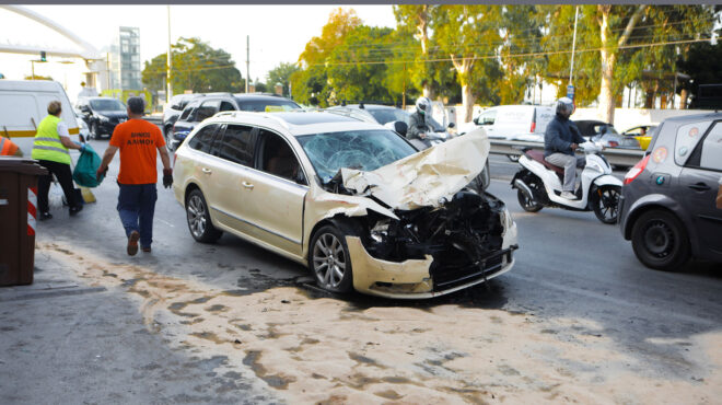 τροχαίο-δυστύχημα-στον-αλιμο-αντιμέτ-563651707