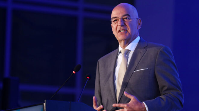 δένδιας-για-ενοπλες-δυνάμεις-συγχωνε-563658349