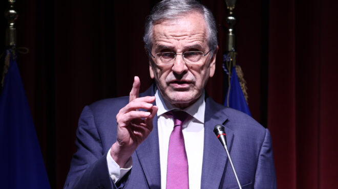 αιχμές-καραμανλή-και-σαμαρά-για-μητσο-563667370