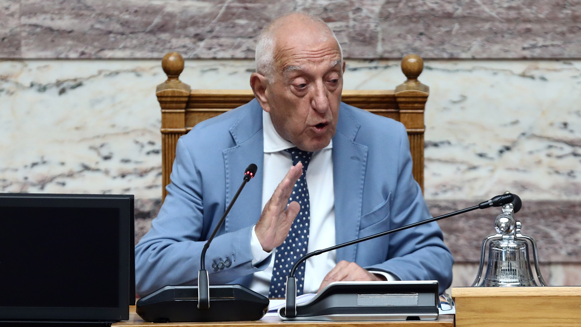 Βουλή – Τέμπη: Αντιπαράθεση «με το καλημέρα» επί της διαδικασίας-1